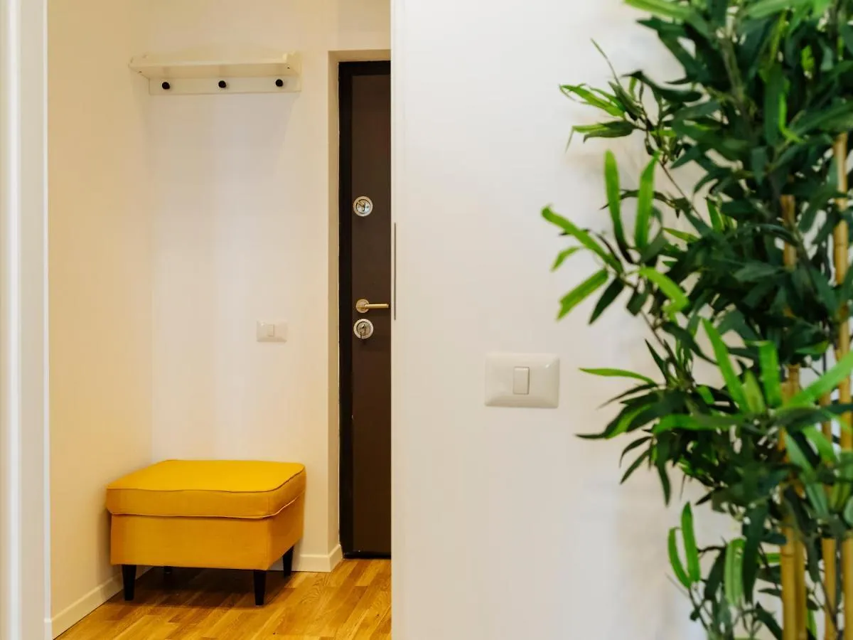 Apartment Sunny 2Br Flat - Top Location - Amazing Balcony Bucharest