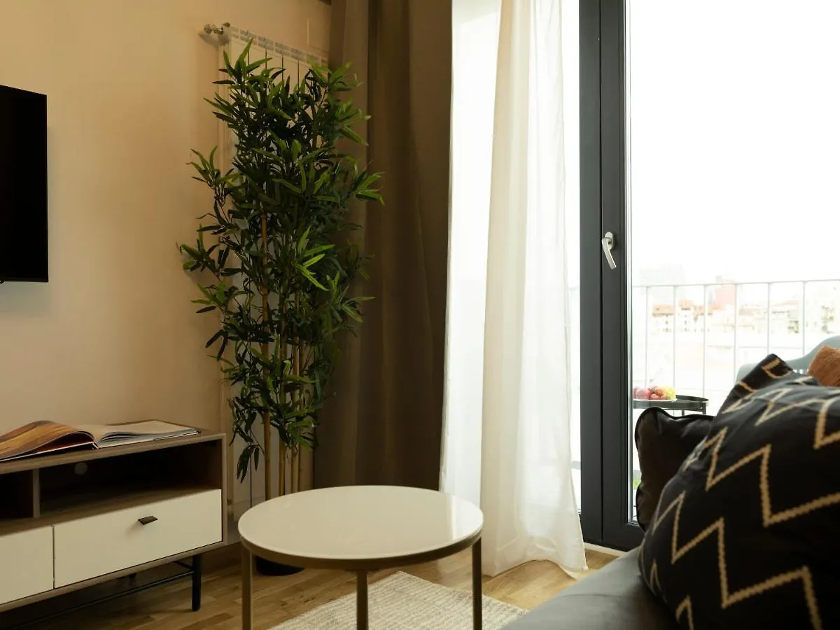 Sunny 2Br Flat - Top Location - Amazing Balcony Bucharest Romania