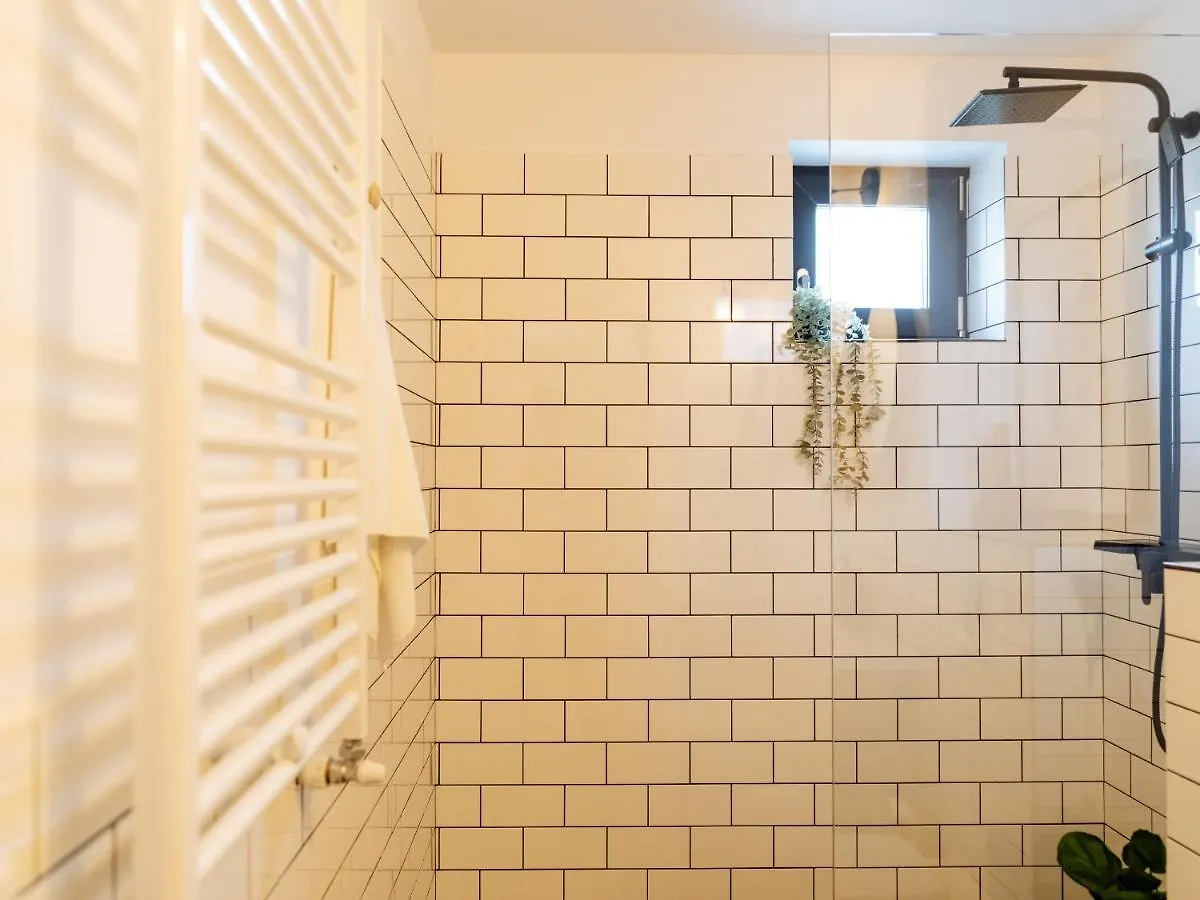 Sunny 2Br Flat - Top Location - Amazing Balcony Bucharest Apartment