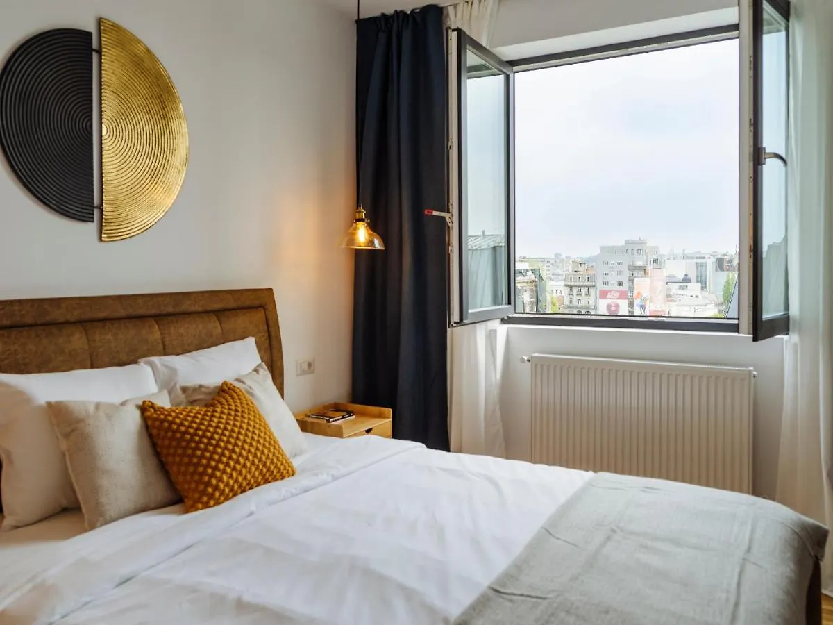 Sunny 2Br Flat - Top Location - Amazing Balcony Bükreş