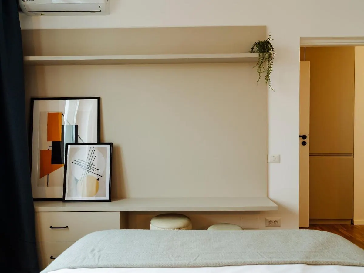 Sunny 2Br Flat - Top Location - Amazing Balcony Bucharest Apartment