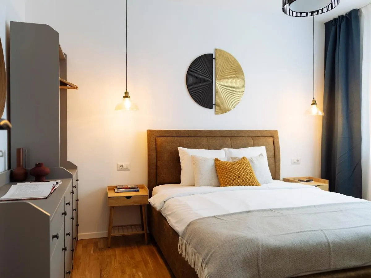 Sunny 2Br Flat - Top Location - Amazing Balcony Bucharest Apartment
